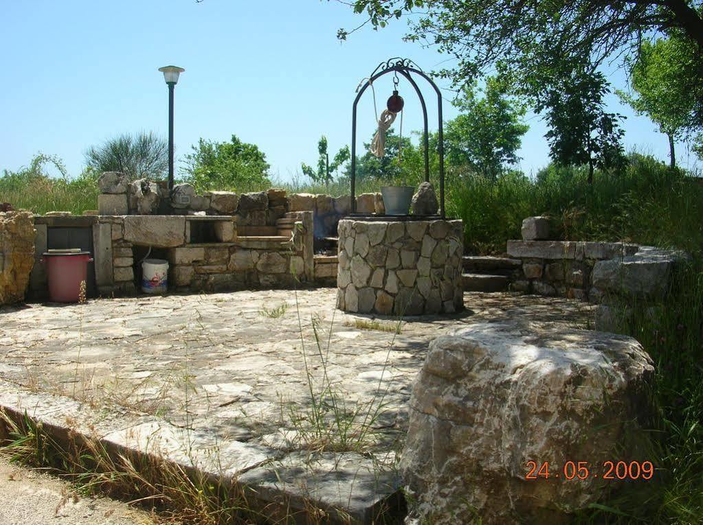 Casino Tonti Iarussi Villa Forlì del Sannio Exterior foto